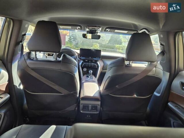 Серый Тойота Венза, объемом двигателя 2.49 л и пробегом 86 тыс. км за 38900 $, фото 1 на Automoto.ua