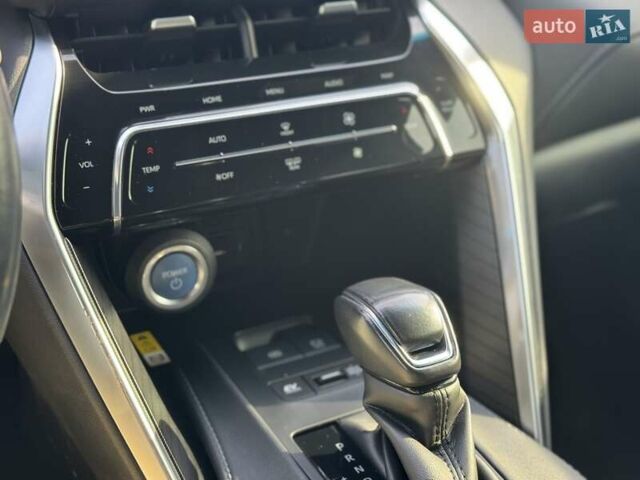 Серый Тойота Венза, объемом двигателя 2.49 л и пробегом 120 тыс. км за 30500 $, фото 34 на Automoto.ua