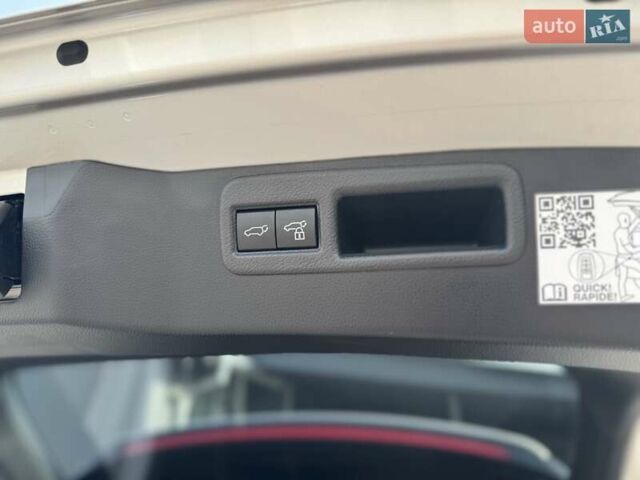 Серый Тойота Венза, объемом двигателя 2.49 л и пробегом 120 тыс. км за 30500 $, фото 27 на Automoto.ua