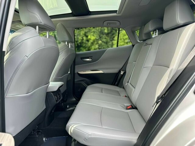 Серый Тойота Венза, объемом двигателя 2.5 л и пробегом 14 тыс. км за 13500 $, фото 14 на Automoto.ua