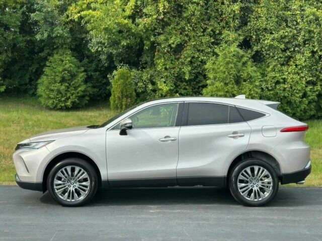 Серый Тойота Венза, объемом двигателя 2.5 л и пробегом 26 тыс. км за 8700 $, фото 5 на Automoto.ua