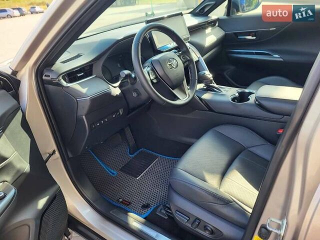 Серый Тойота Венза, объемом двигателя 2.49 л и пробегом 109 тыс. км за 31800 $, фото 8 на Automoto.ua
