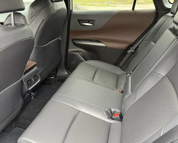 Серый Тойота Венза, объемом двигателя 2.49 л и пробегом 1 тыс. км за 46000 $, фото 23 на Automoto.ua