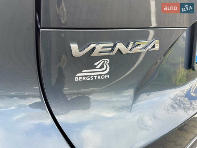 Синий Тойота Венза, объемом двигателя 2.49 л и пробегом 233 тыс. км за 35700 $, фото 14 на Automoto.ua