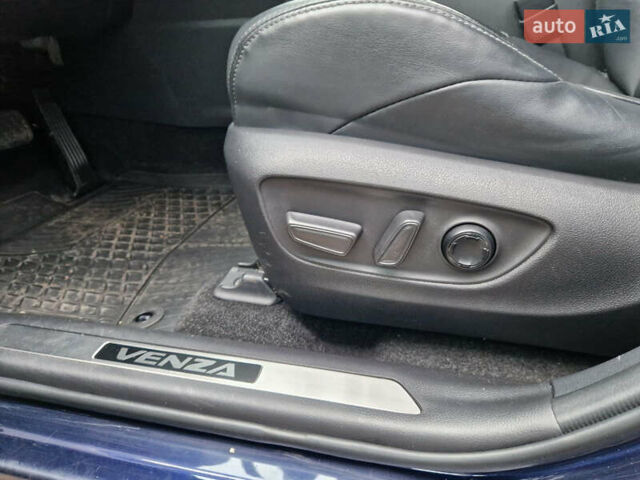 Синій Тойота Венза, об'ємом двигуна 2.49 л та пробігом 81 тис. км за 32000 $, фото 19 на Automoto.ua