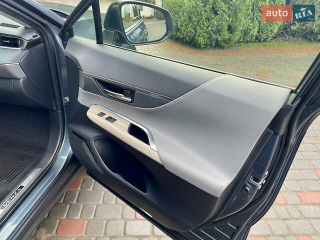 Синий Тойота Венза, объемом двигателя 2.49 л и пробегом 233 тыс. км за 35700 $, фото 26 на Automoto.ua