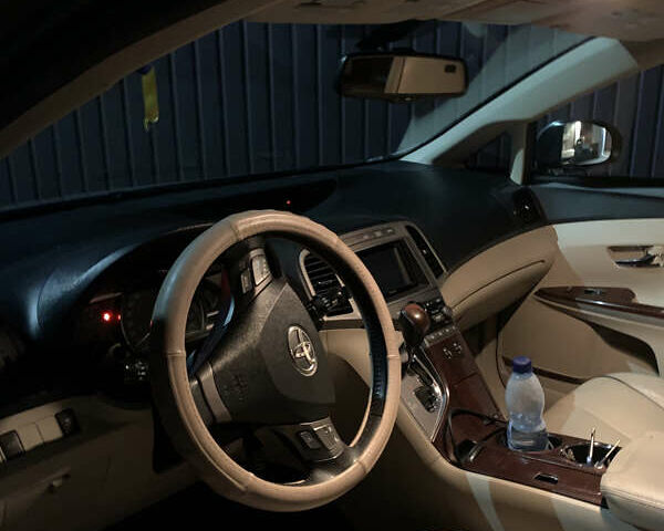 Зеленый Тойота Венза, объемом двигателя 2.7 л и пробегом 236 тыс. км за 14000 $, фото 10 на Automoto.ua