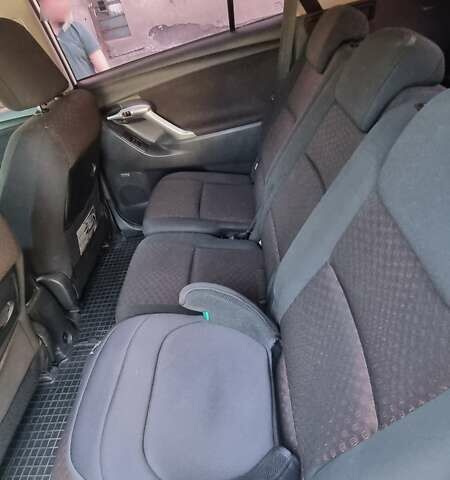 Белый Тойота Версо, объемом двигателя 2 л и пробегом 260 тыс. км за 9000 $, фото 13 на Automoto.ua