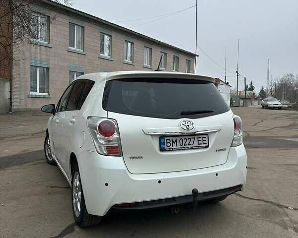 Белый Тойота Версо, объемом двигателя 2 л и пробегом 360 тыс. км за 8800 $, фото 7 на Automoto.ua