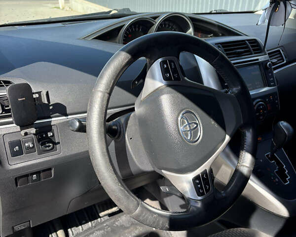 Тойота Версо 2013 в Вознесенске на Automoto.ua Белый Тойота Версо, объемом двигателя 1.8 л и пробегом 290 тыс. км за 9700 $, фото 4 на Automoto.ua