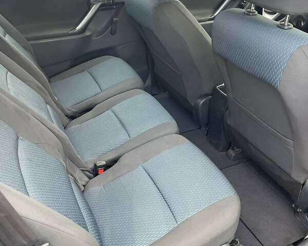 Белый Тойота Версо, объемом двигателя 0 л и пробегом 119 тыс. км за 9600 $, фото 4 на Automoto.ua