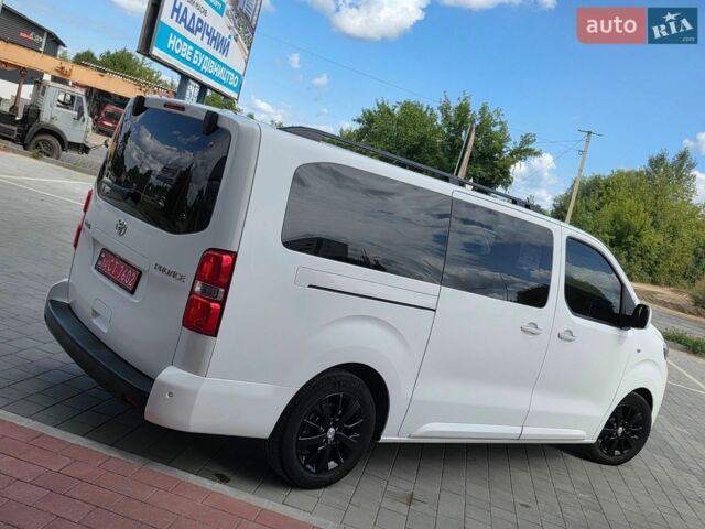 Белый Тойота Версо, объемом двигателя 2 л и пробегом 143 тыс. км за 29950 $, фото 28 на Automoto.ua