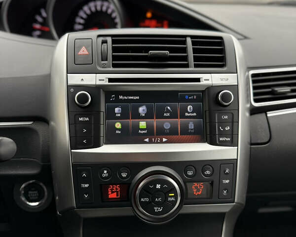 Бежевый Тойота Версо, объемом двигателя 1.6 л и пробегом 132 тыс. км за 11700 $, фото 37 на Automoto.ua