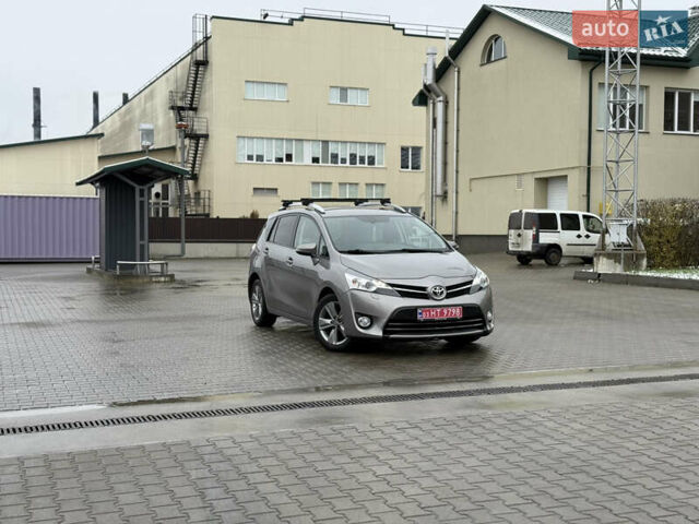 Бежевый Тойота Версо, объемом двигателя 1.6 л и пробегом 132 тыс. км за 11700 $, фото 21 на Automoto.ua