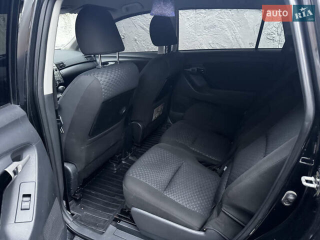 Чорний Тойота Версо, об'ємом двигуна 2 л та пробігом 208 тис. км за 8500 $, фото 16 на Automoto.ua