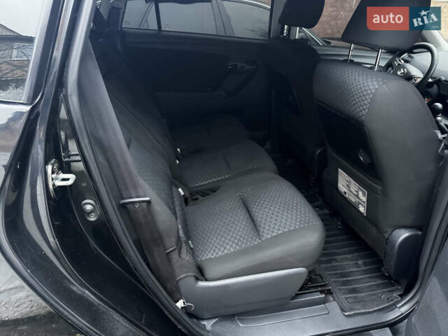 Чорний Тойота Версо, об'ємом двигуна 2 л та пробігом 208 тис. км за 8500 $, фото 18 на Automoto.ua