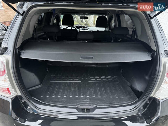 Чорний Тойота Версо, об'ємом двигуна 2 л та пробігом 208 тис. км за 8500 $, фото 27 на Automoto.ua