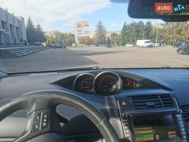 Черный Тойота Версо, объемом двигателя 2.2 л и пробегом 246 тыс. км за 9600 $, фото 5 на Automoto.ua