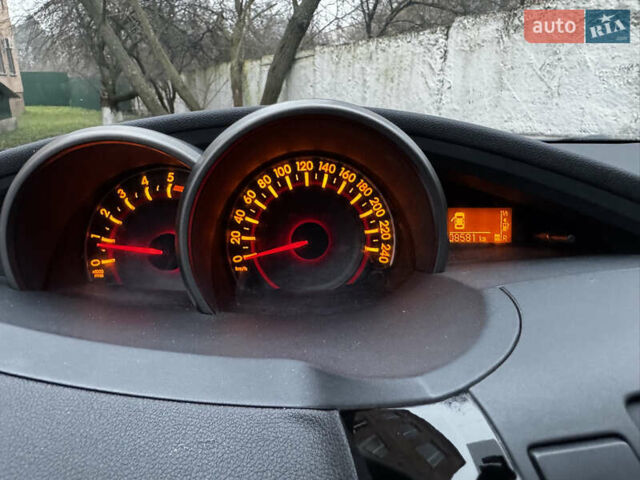 Чорний Тойота Версо, об'ємом двигуна 2 л та пробігом 208 тис. км за 8500 $, фото 23 на Automoto.ua