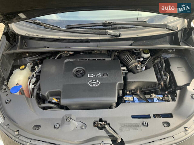 Чорний Тойота Версо, об'ємом двигуна 2 л та пробігом 280 тис. км за 8400 $, фото 15 на Automoto.ua
