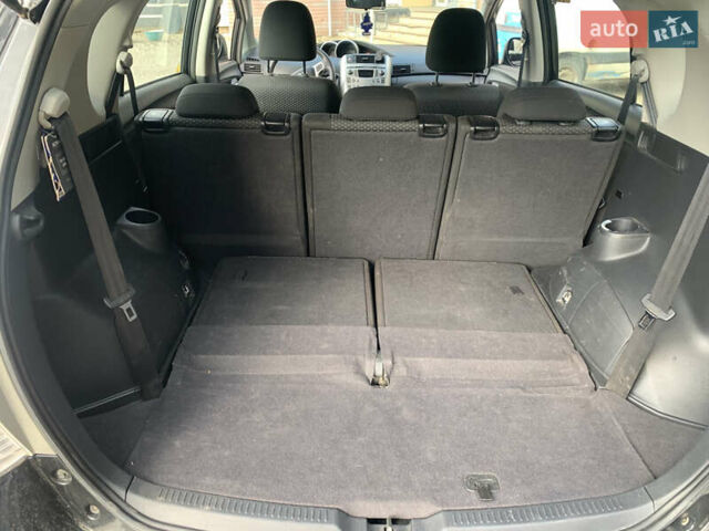Чорний Тойота Версо, об'ємом двигуна 2 л та пробігом 280 тис. км за 8400 $, фото 12 на Automoto.ua