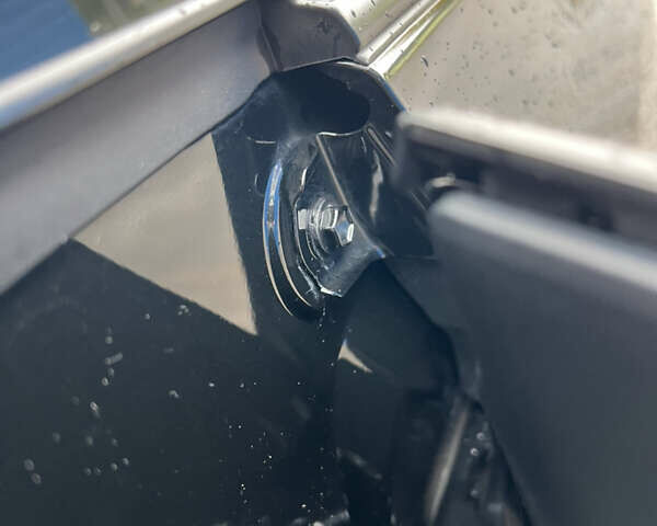 Чорний Тойота Версо, об'ємом двигуна 1.8 л та пробігом 206 тис. км за 11900 $, фото 40 на Automoto.ua