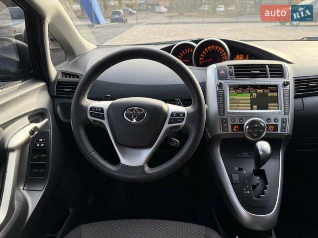 Чорний Тойота Версо, об'ємом двигуна 1.8 л та пробігом 208 тис. км за 11900 $, фото 9 на Automoto.ua