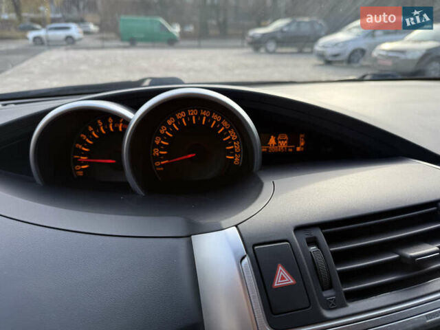 Чорний Тойота Версо, об'ємом двигуна 1.8 л та пробігом 208 тис. км за 11900 $, фото 13 на Automoto.ua