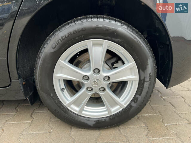 Чорний Тойота Версо, об'ємом двигуна 1.8 л та пробігом 206 тис. км за 11900 $, фото 56 на Automoto.ua