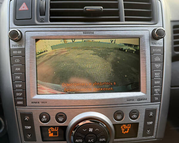 Чорний Тойота Версо, об'ємом двигуна 1.8 л та пробігом 208 тис. км за 11900 $, фото 16 на Automoto.ua