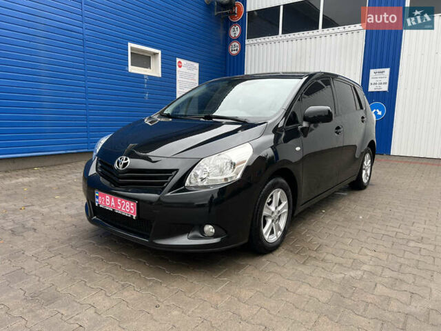 Чорний Тойота Версо, об'ємом двигуна 1.8 л та пробігом 206 тис. км за 11900 $, фото 65 на Automoto.ua