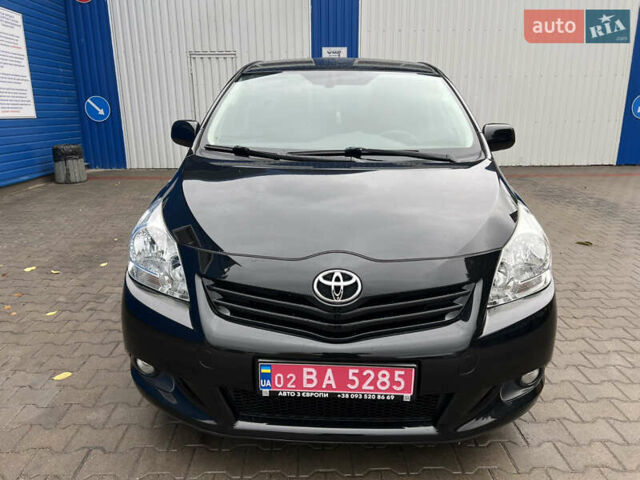 Чорний Тойота Версо, об'ємом двигуна 1.8 л та пробігом 206 тис. км за 11900 $, фото 59 на Automoto.ua