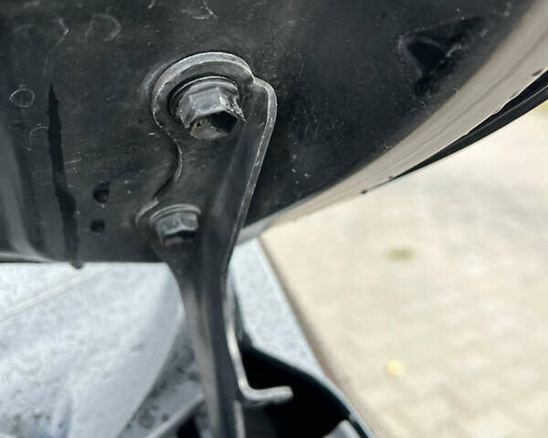 Чорний Тойота Версо, об'ємом двигуна 1.8 л та пробігом 206 тис. км за 11900 $, фото 22 на Automoto.ua