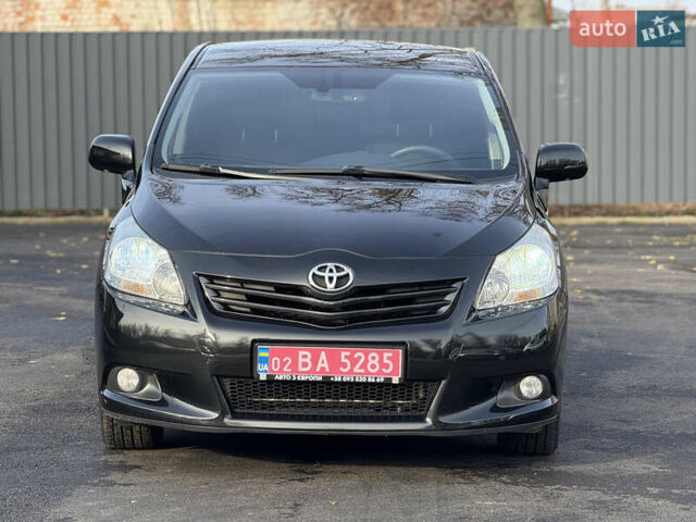 Черный Тойота Версо, объемом двигателя 1.8 л и пробегом 208 тыс. км за 11900 $, фото 5 на Automoto.ua