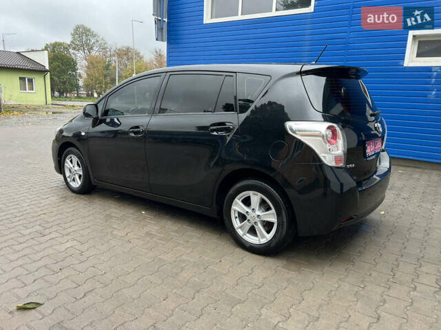 Чорний Тойота Версо, об'ємом двигуна 1.8 л та пробігом 206 тис. км за 11900 $, фото 64 на Automoto.ua