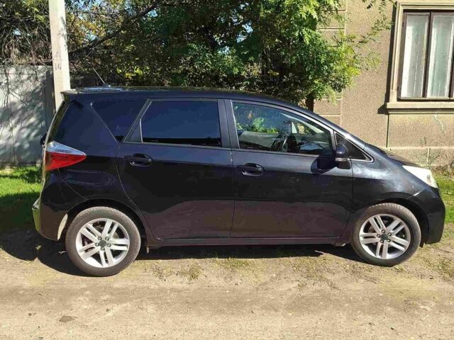 Черный Тойота Версо, объемом двигателя 1.3 л и пробегом 294 тыс. км за 6500 $, фото 6 на Automoto.ua