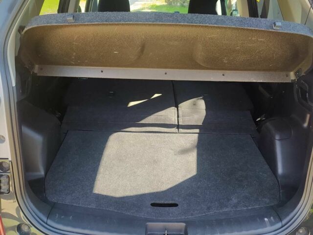 Черный Тойота Версо, объемом двигателя 1.3 л и пробегом 294 тыс. км за 6500 $, фото 22 на Automoto.ua