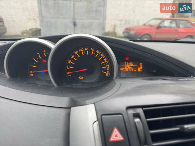 Черный Тойота Версо, объемом двигателя 2 л и пробегом 235 тыс. км за 8000 $, фото 14 на Automoto.ua