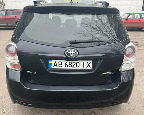 Черный Тойота Версо, объемом двигателя 2 л и пробегом 235 тыс. км за 8000 $, фото 2 на Automoto.ua