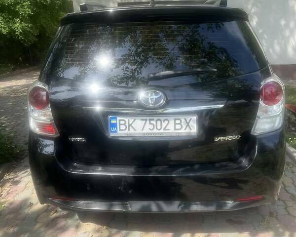 Черный Тойота Версо, объемом двигателя 1.6 л и пробегом 270 тыс. км за 9000 $, фото 7 на Automoto.ua