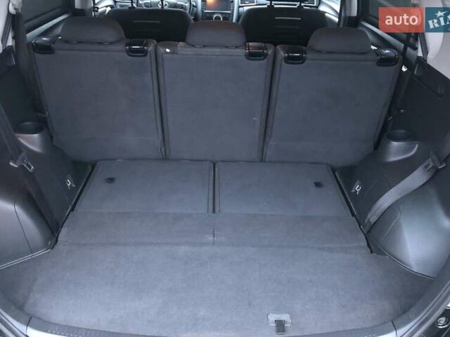 Чорний Тойота Версо, об'ємом двигуна 1.8 л та пробігом 181 тис. км за 10900 $, фото 14 на Automoto.ua