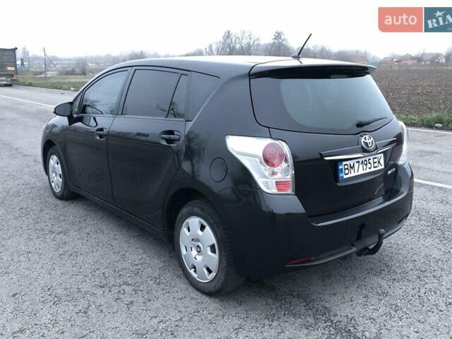 Чорний Тойота Версо, об'ємом двигуна 1.8 л та пробігом 181 тис. км за 10900 $, фото 1 на Automoto.ua