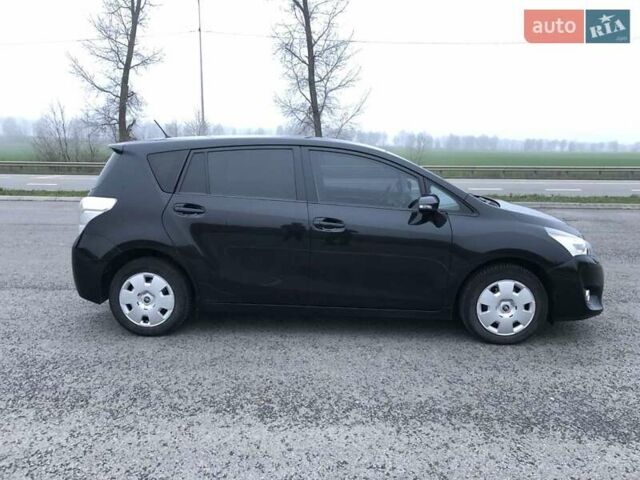 Чорний Тойота Версо, об'ємом двигуна 1.8 л та пробігом 181 тис. км за 10900 $, фото 3 на Automoto.ua