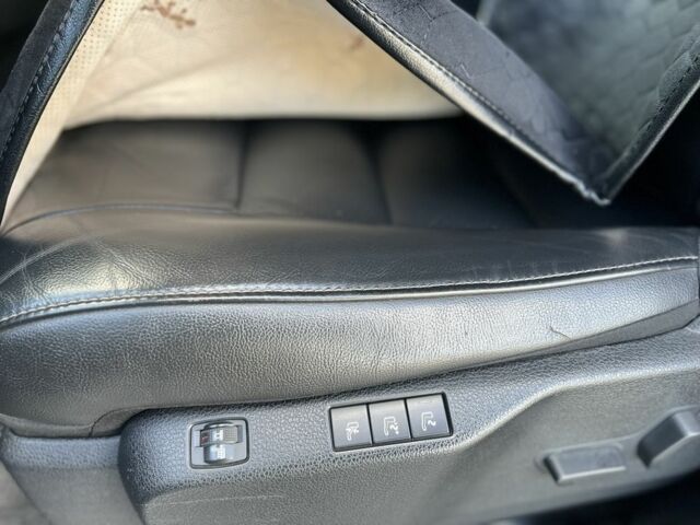 Чорний Тойота Версо, об'ємом двигуна 2 л та пробігом 215 тис. км за 25800 $, фото 12 на Automoto.ua