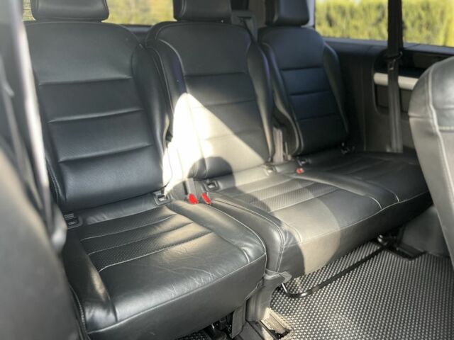 Чорний Тойота Версо, об'ємом двигуна 2 л та пробігом 215 тис. км за 25800 $, фото 16 на Automoto.ua