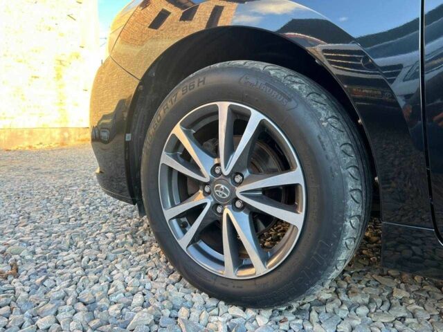 Черный Тойота Версо, объемом двигателя 2 л и пробегом 232 тыс. км за 8999 $, фото 11 на Automoto.ua