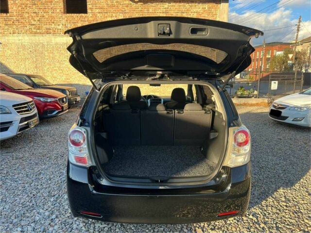 Черный Тойота Версо, объемом двигателя 2 л и пробегом 232 тыс. км за 8999 $, фото 9 на Automoto.ua