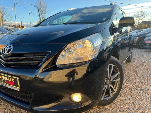 Черный Тойота Версо, объемом двигателя 2 л и пробегом 232 тыс. км за 8999 $, фото 22 на Automoto.ua