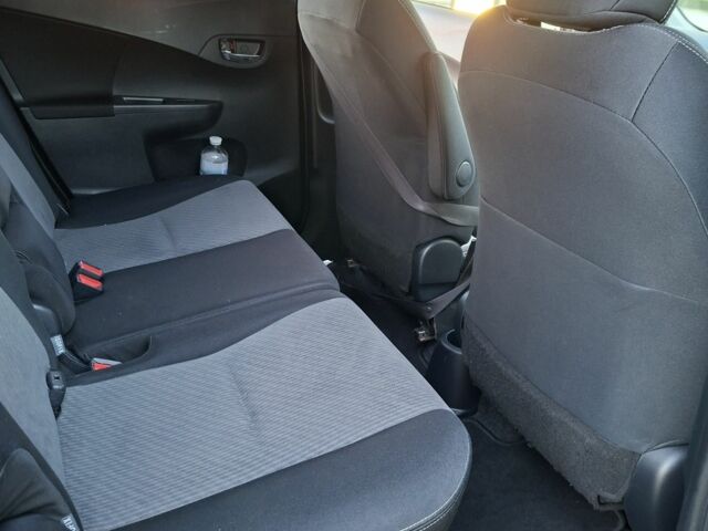 Фиолетовый Тойота Версо, объемом двигателя 1.4 л и пробегом 244 тыс. км за 8999 $, фото 16 на Automoto.ua