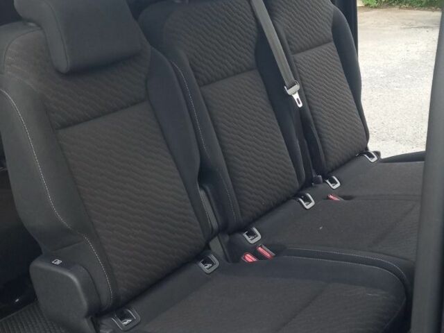 Коричневый Тойота Версо, объемом двигателя 2 л и пробегом 17 тыс. км за 50000 $, фото 2 на Automoto.ua